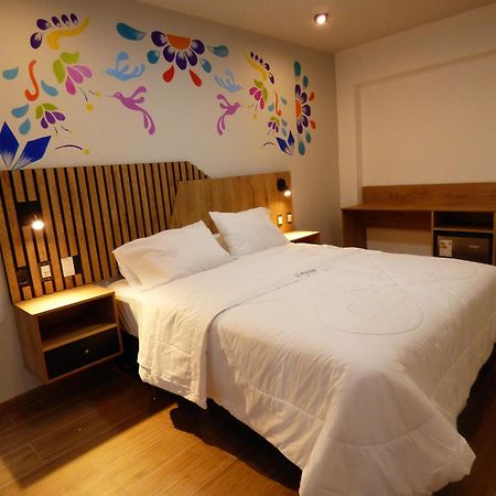 Platero Hotel Ayacucho Exterior photo